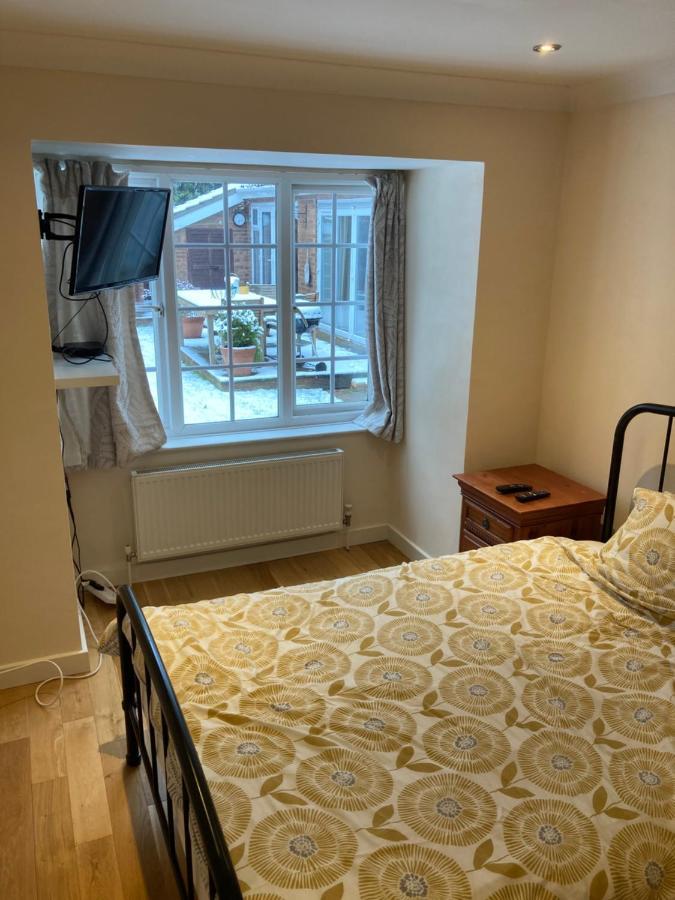 9 Chudleigh Close Apartamento Bedford Exterior foto