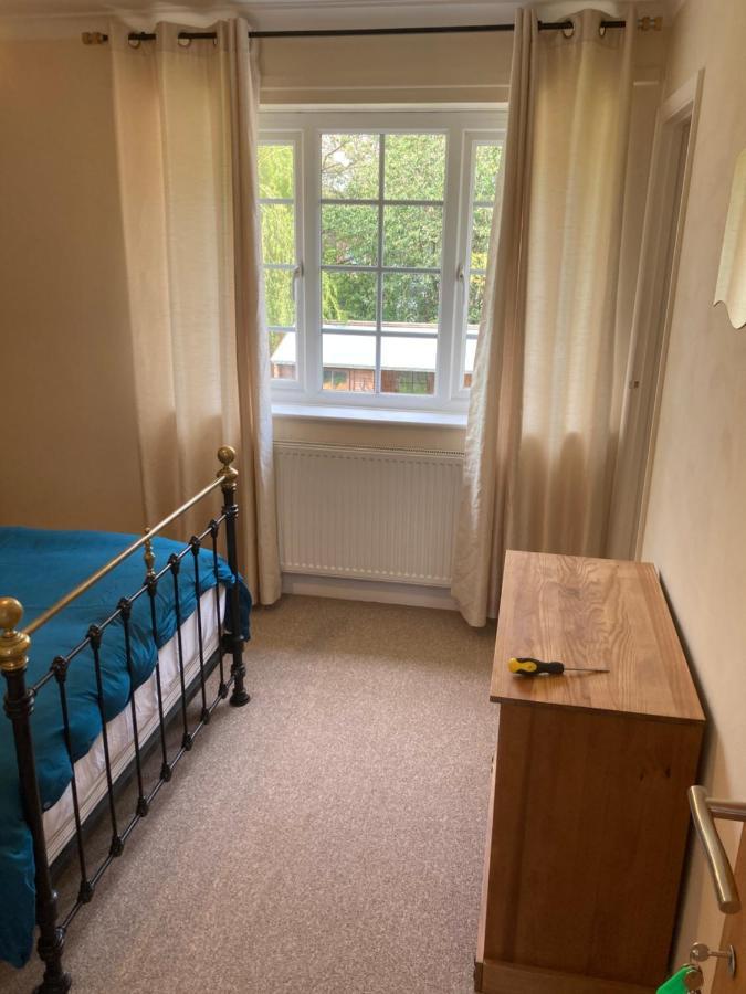 9 Chudleigh Close Apartamento Bedford Exterior foto