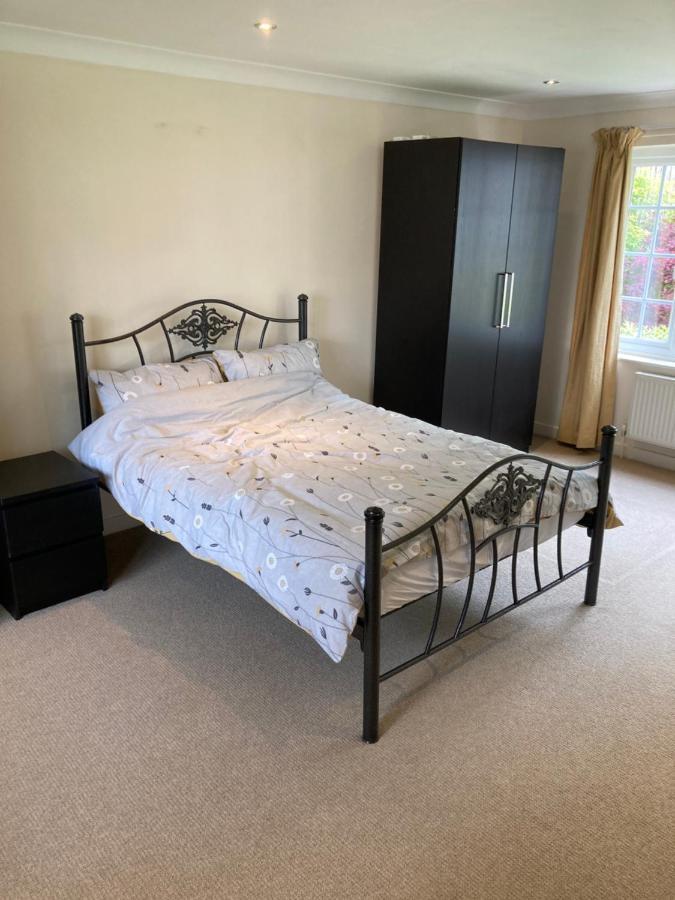 9 Chudleigh Close Apartamento Bedford Exterior foto