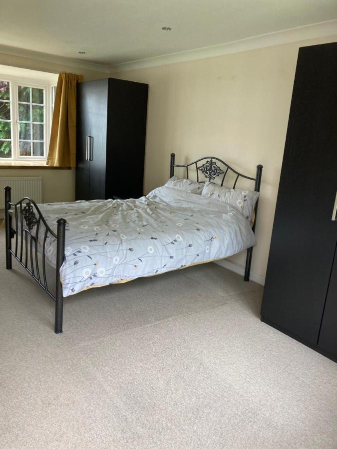 9 Chudleigh Close Apartamento Bedford Exterior foto